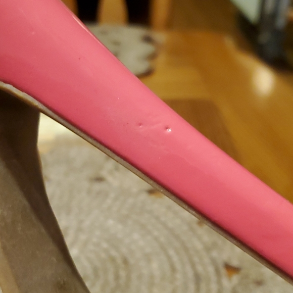 BY GUESS heels - Picture 3 of 4